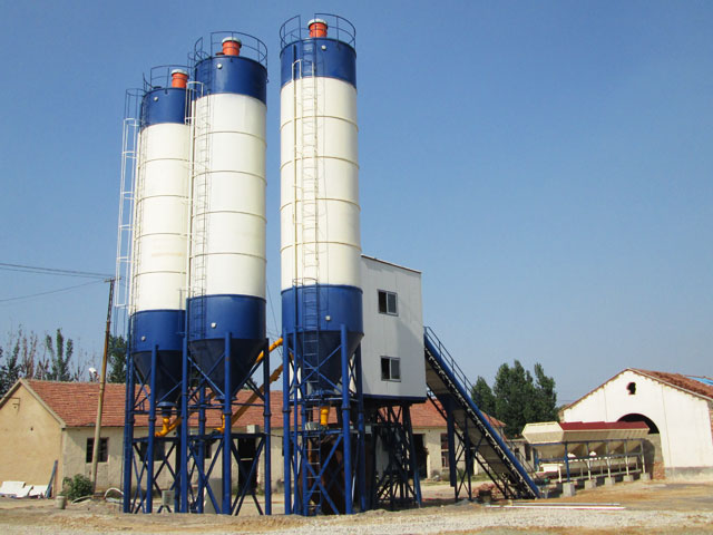 HZS60小型(xing)商品混凝土攪拌(bàn)站