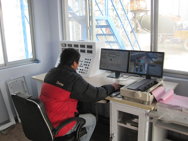 混凝(níng)土攪拌站水泥(ní)倉和控制系統(tǒng)的維護和保養(yang)